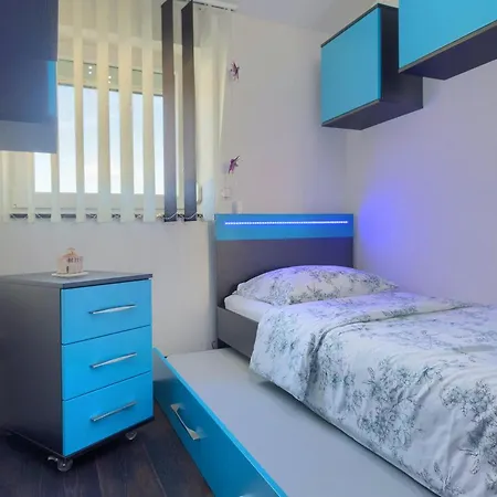 Holiday home Danijela *