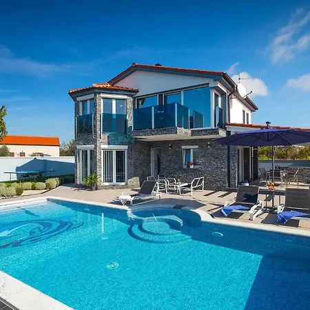Danijela Holiday home *